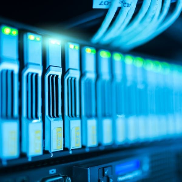 Sistema de enfriamiento de precision para cuarto de servidores